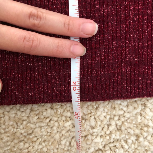 3/$10 Dark Red Sparkly Metallic Turtleneck Tank Top XS Festive Layering - Picture 9 of 9